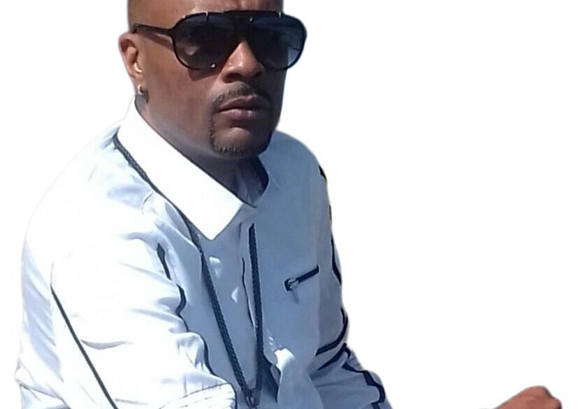 Jevon G Easton